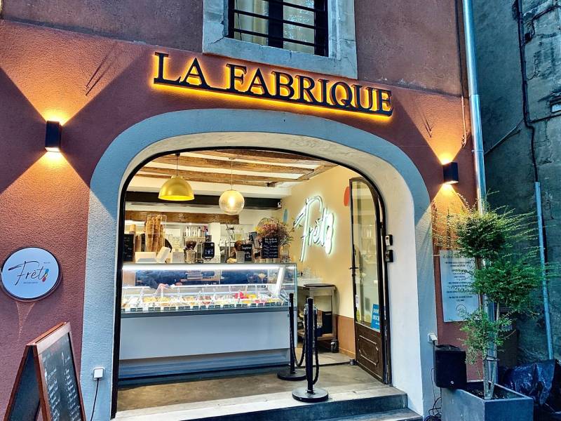 Lettres boitier aluminium lumineuses