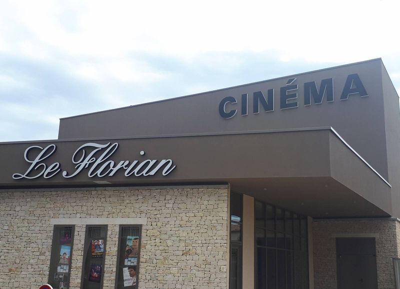 Lettres boitier plexiglas lumineuses