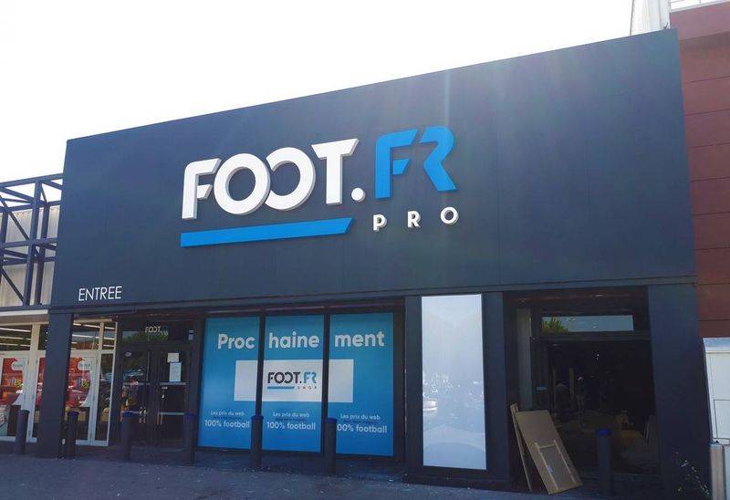 Commerçants en région PACA :Comment une enseigne bien conçue peut augmenter votre chiffre d'affaires ?