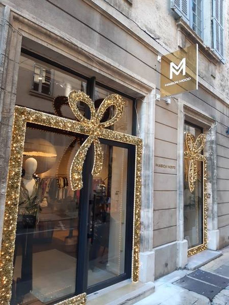 Enseigne drapeau dibond effet laiton miroir