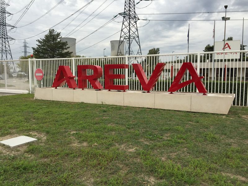 Fabrication d'une enseigne lumineuse en lettres boitier, pour le groupe AREVA