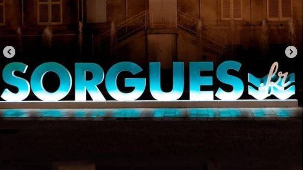 Lettres XXL pour la ville de Sorgues